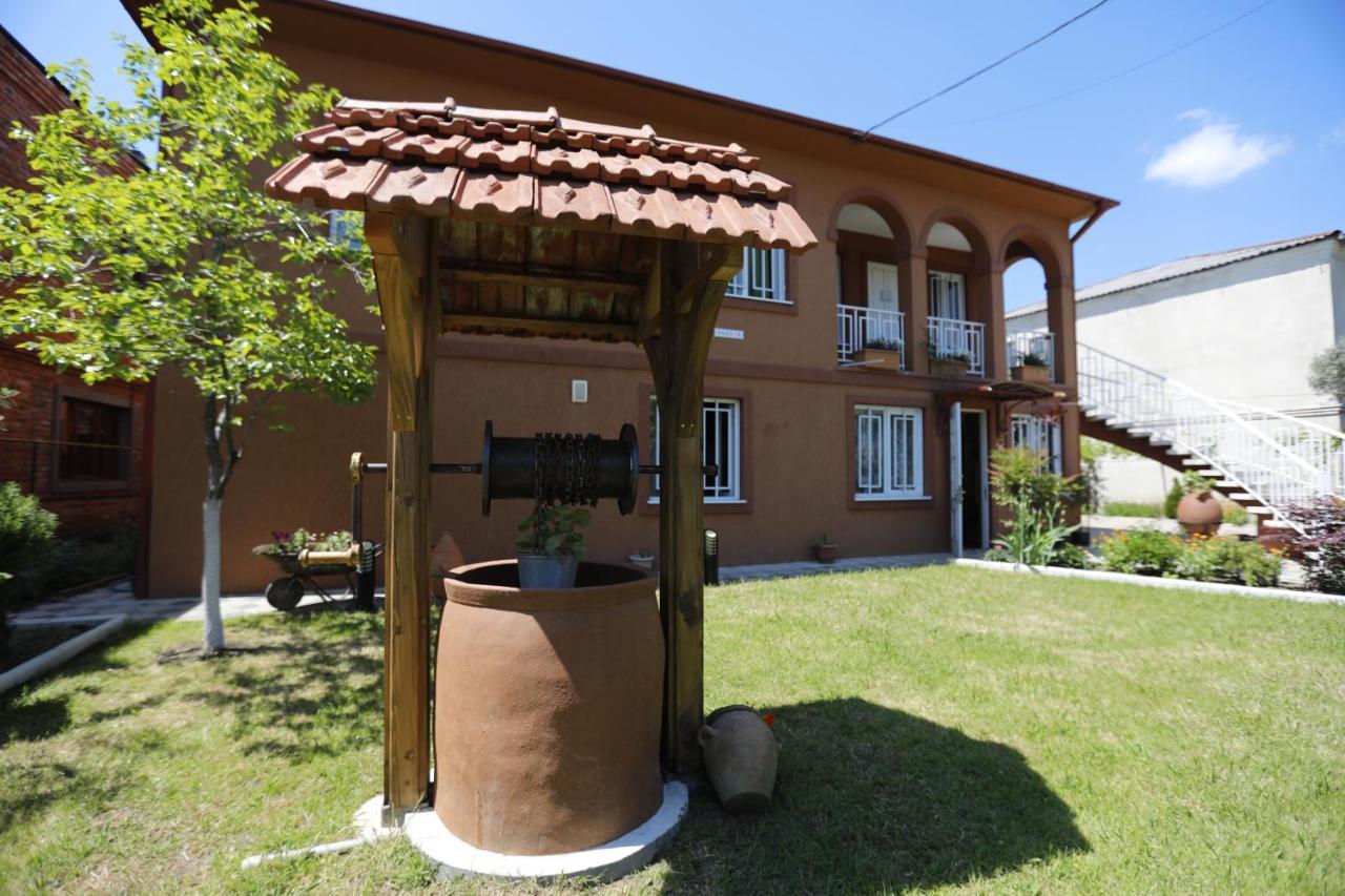 Casa De Khasia Zugdidi Ngoại thất bức ảnh