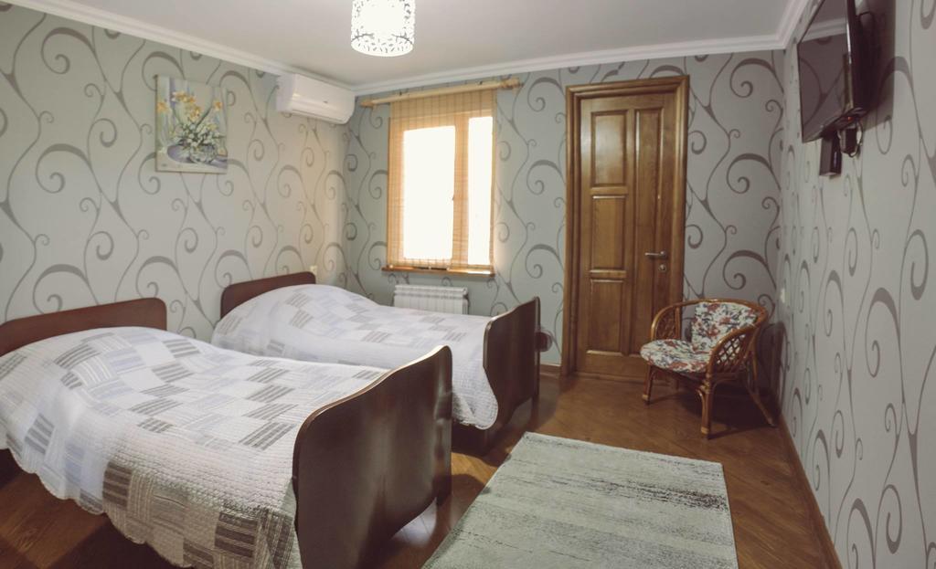 Casa De Khasia Zugdidi Ngoại thất bức ảnh