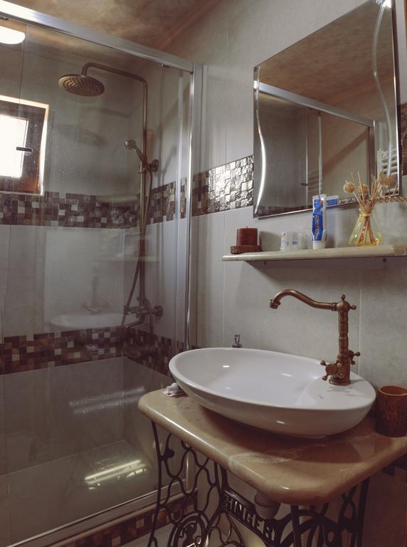 Casa De Khasia Zugdidi Ngoại thất bức ảnh