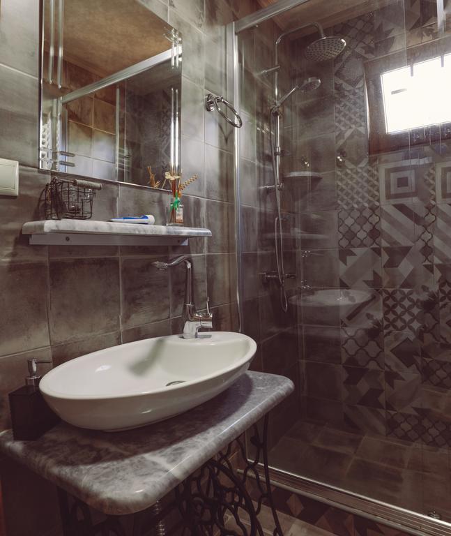 Casa De Khasia Zugdidi Ngoại thất bức ảnh