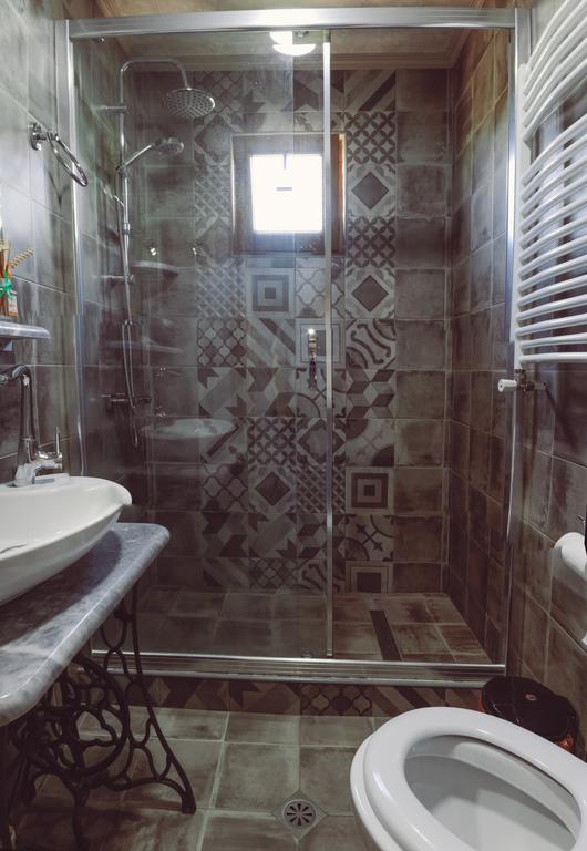 Casa De Khasia Zugdidi Ngoại thất bức ảnh