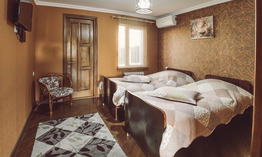 Casa De Khasia Zugdidi Ngoại thất bức ảnh