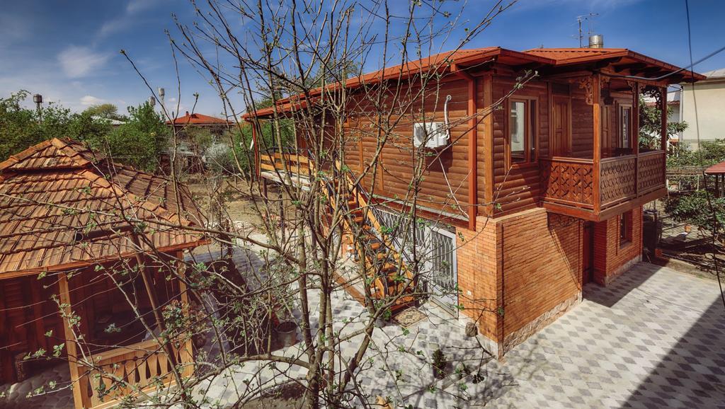 Casa De Khasia Zugdidi Ngoại thất bức ảnh