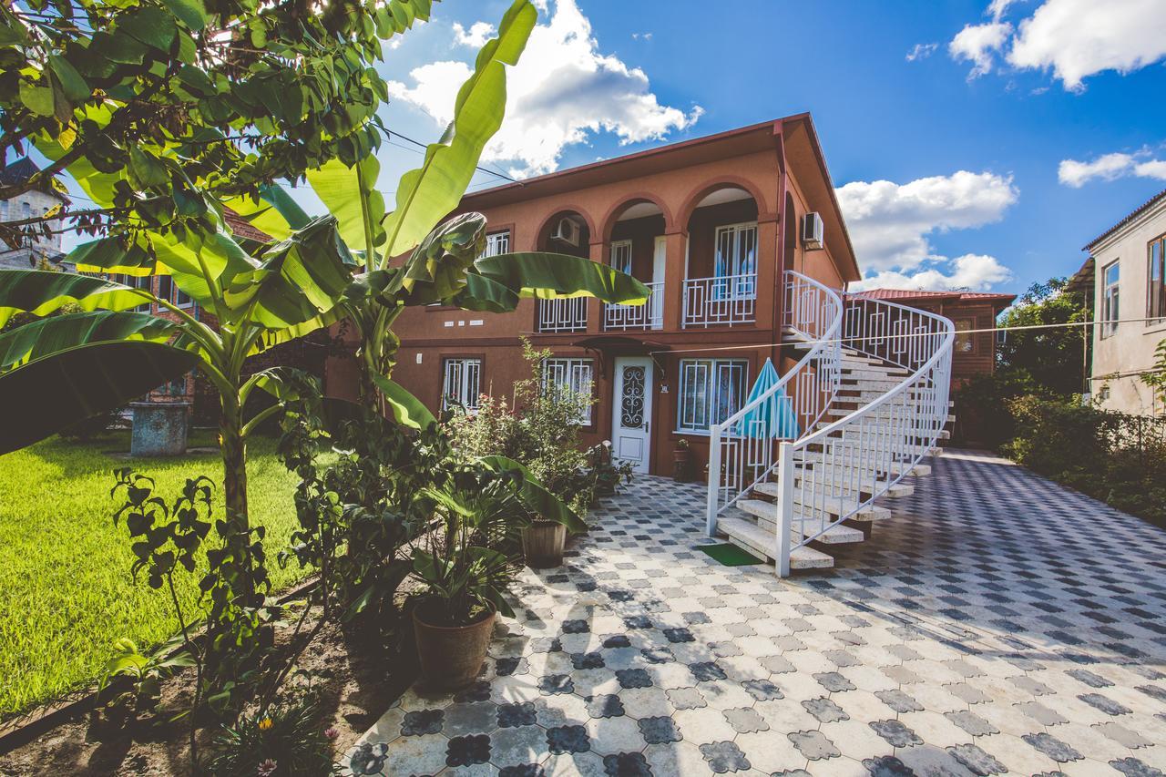 Casa De Khasia Zugdidi Ngoại thất bức ảnh